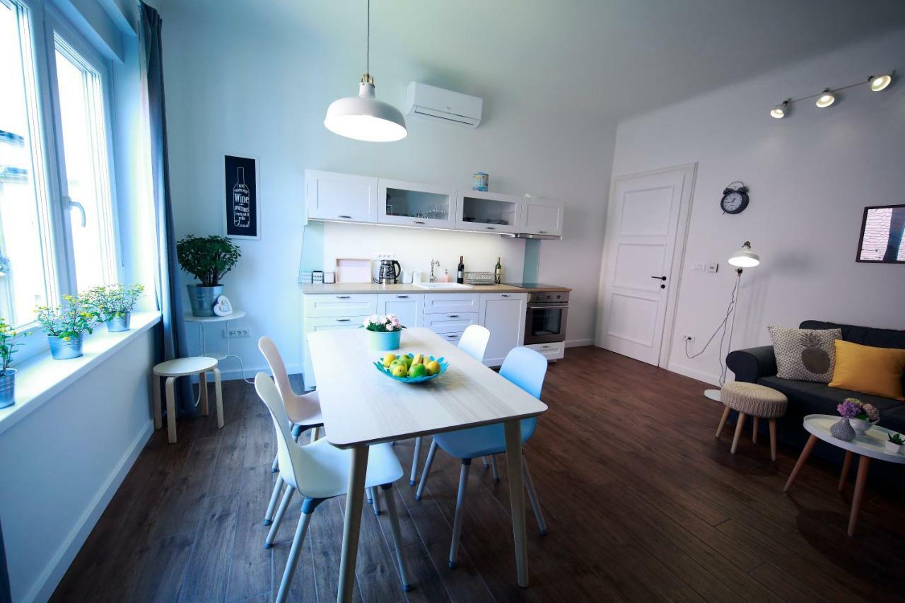 Tkalcha4U Apartment Zagreb Bagian luar foto
